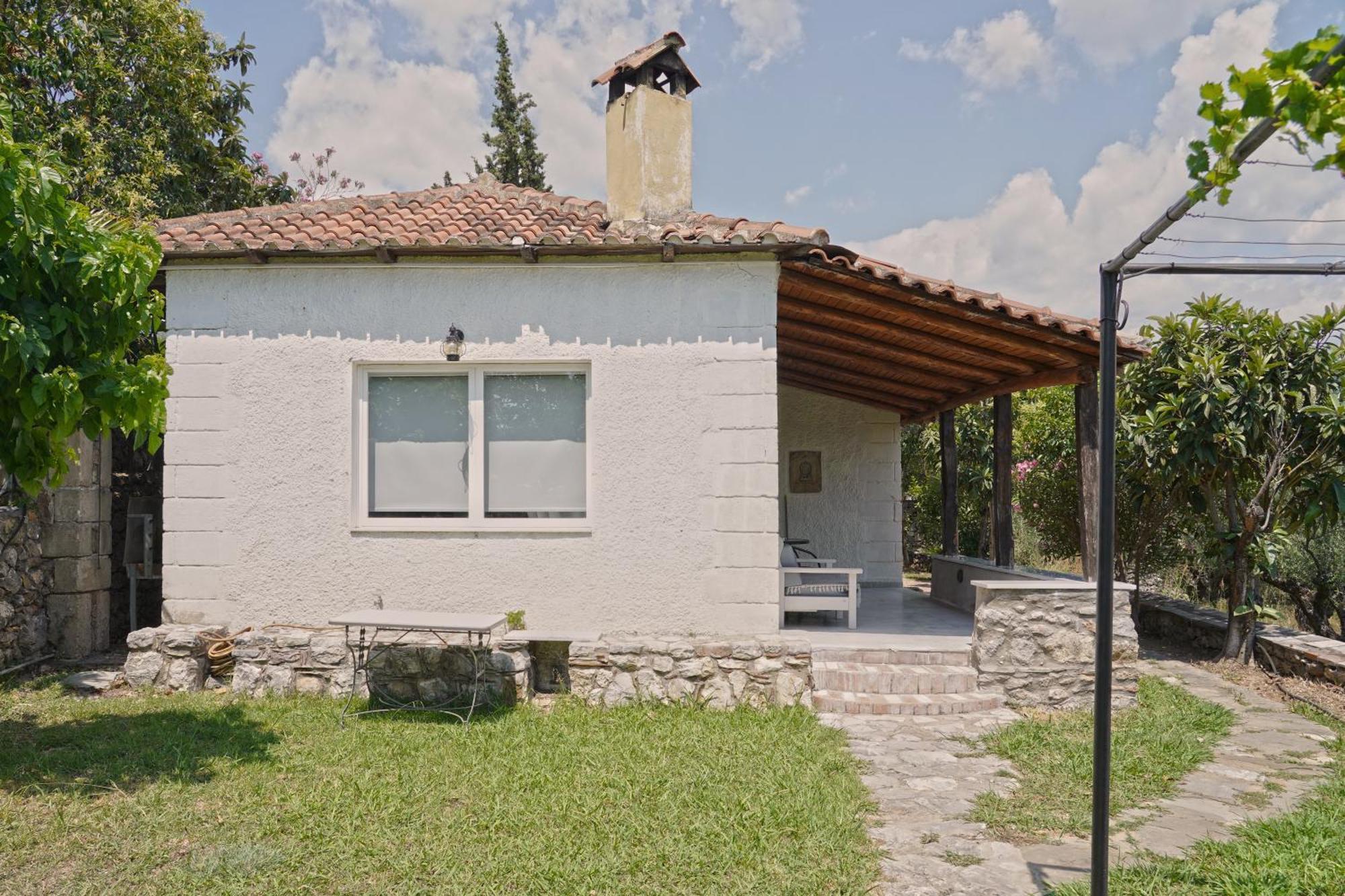 Polas Residencies Aparthotel Calamata Exterior foto